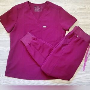 Figs Womens Scrub Set Small Shirt and Jogger Pant Pink Magenta Tech Collection